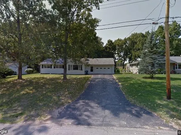 5443 Clato St, Kalamazoo, MI 49004