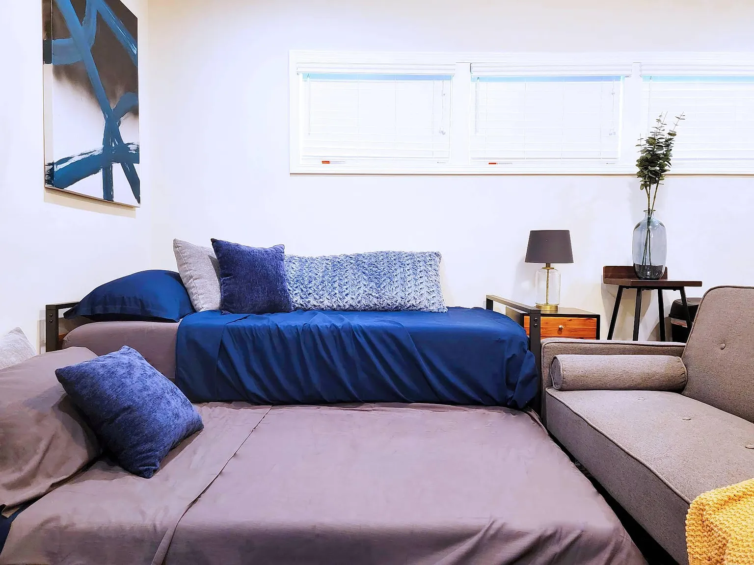 Studio, 600 sqft, $3,100 — Photo 3