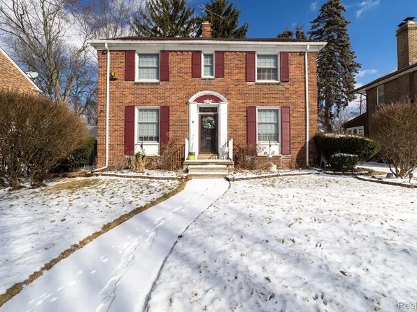 19392 Lancashire St, Detroit, MI 48223