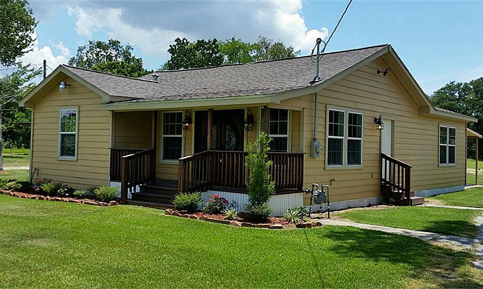 1st image of 209 Avenue E