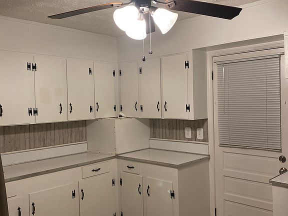 4th image of 102 Vam Ct