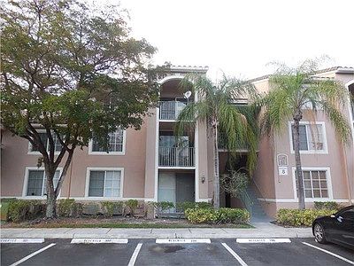 3rd image of 12148 Saint Andrews Pl APT 203