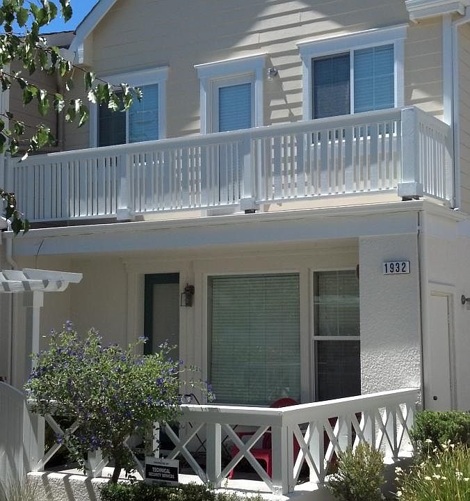 Patio and Balcony