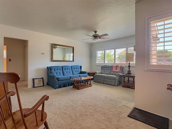 4th image of 3770 Nassau Dr
