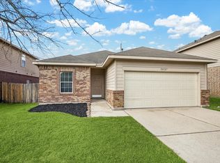 24527 Sandusky Dr, Tomball, TX 77375