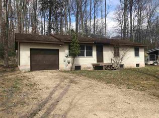 2680 Liegl Dr, Alanson, MI 49706