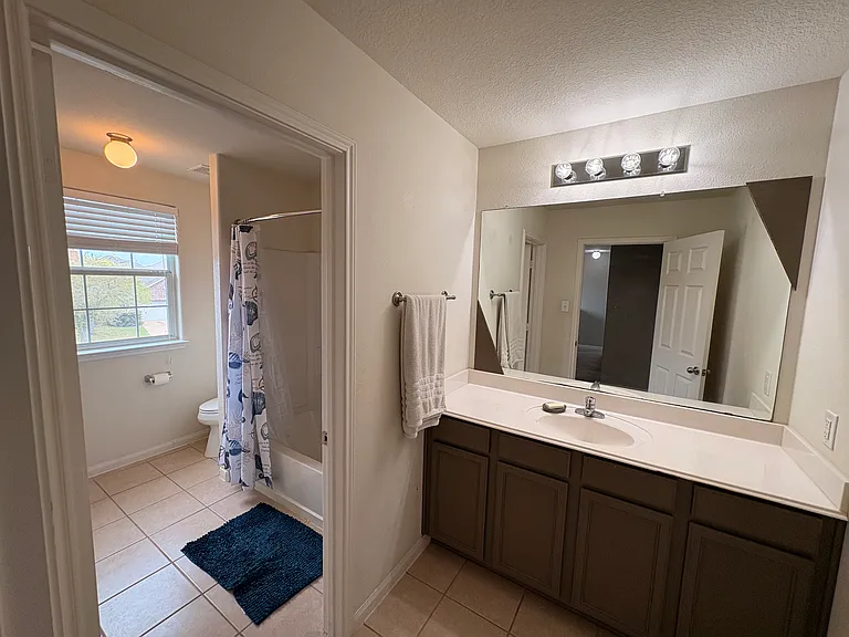 9807 Opal Rock Dr — Photo 27