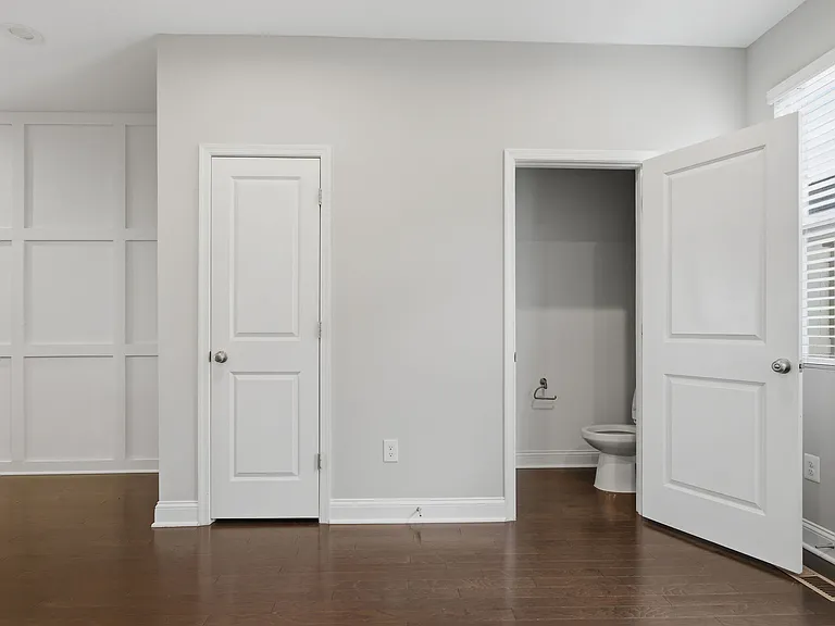 2nd-floor dining area with pantry and bathroom.