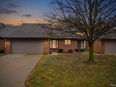 45530 Meadows Sq, Macomb, MI, 48044
