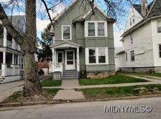 8 Watson Pl, Utica, NY 13502