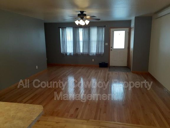 4th image of 1702 Walsh Ct APT D