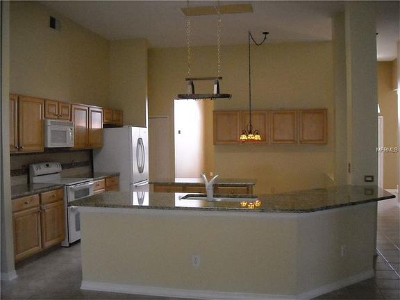 4th image of 3821 Brookmyra Dr