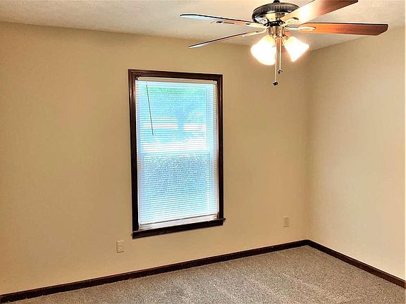 4th image of 4890 Jones Bridge Place Dr #1