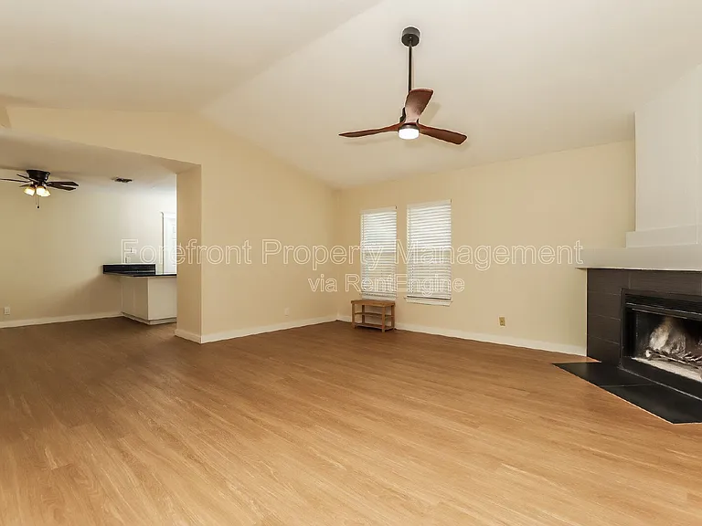 362 Cypressway Dr — Photo 5