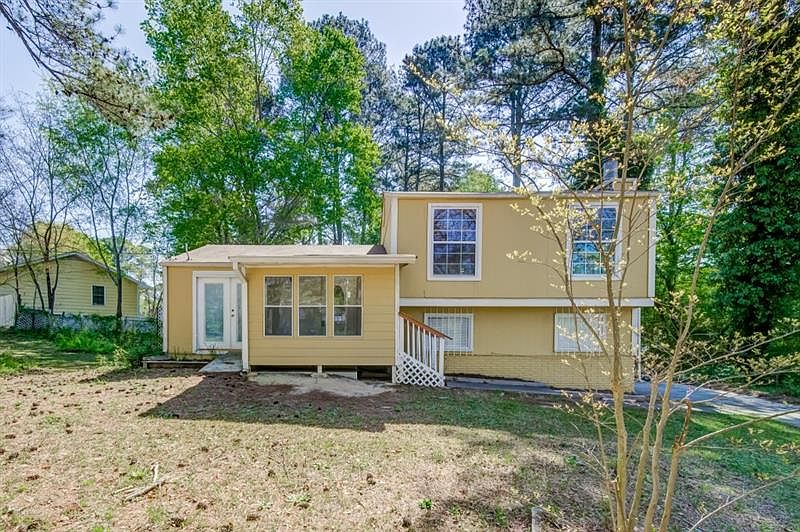 1st image of 3426 Centerville Ln