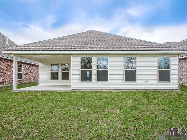 10904 Maitland Ave — Photo 13