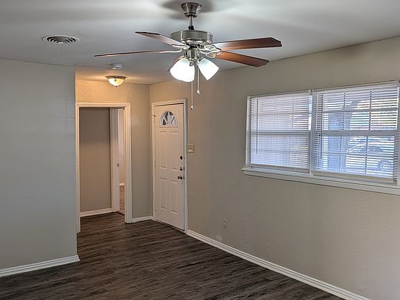 4th image of 5521 Odessa Ave