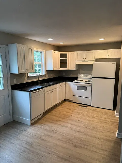 4691 Plaza Hills Ln — Photo 3