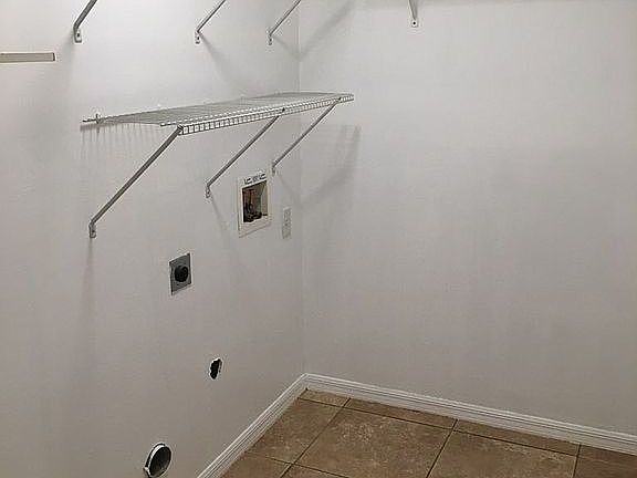 4th image of 2629 NE 7th Pl