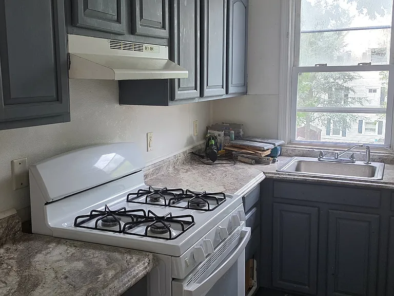 66 Myrtle St #1 — Photo 5