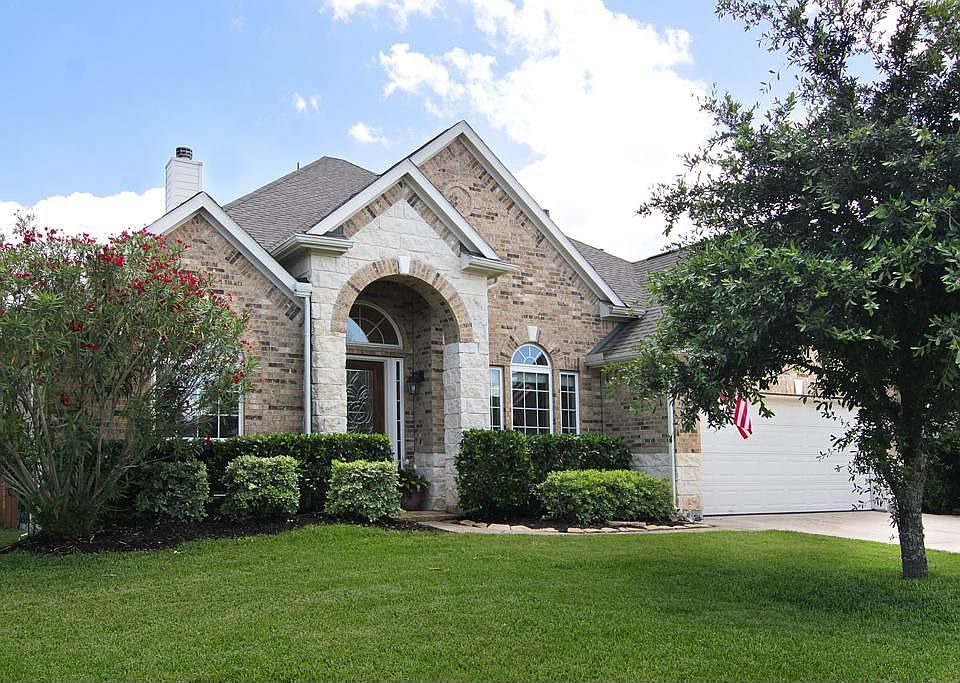 1st image of 2719 Alessandria Ln