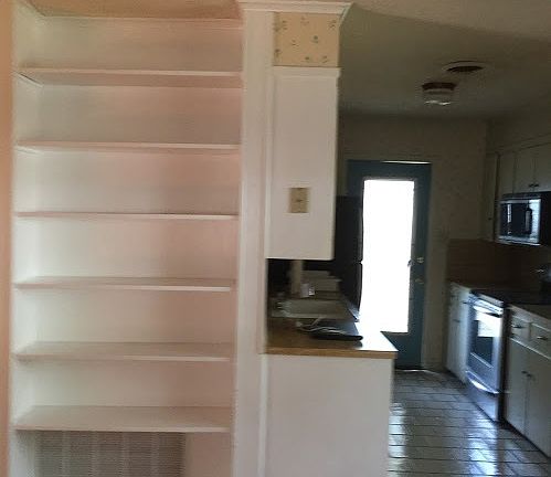 5th image of 205 W Crestland Dr