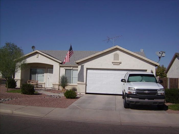 1st image of 1318 E Desert Fern Trl