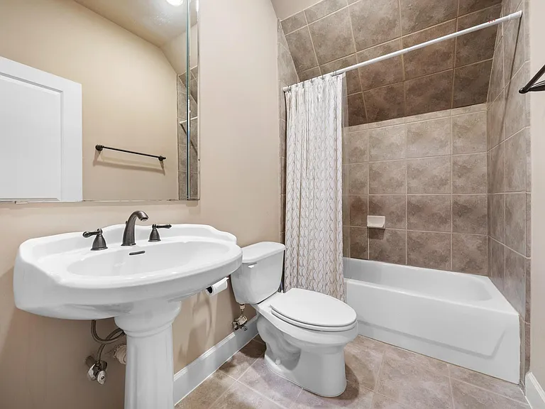 6315 Mystic Bridge Dr — Photo 30