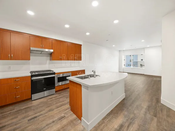 1853 Almaden Rd APT 421, San Jose, CA 95125