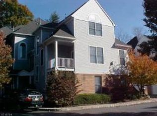 14 Twombly Ct, Morristown, NJ 07960