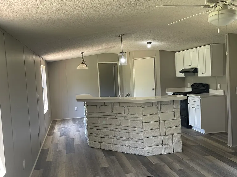 20253 Perrilloux Rd — Photo 2