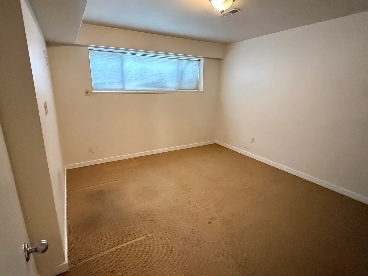 4 bed, 3098 sqft, $6,000 — Photo 1