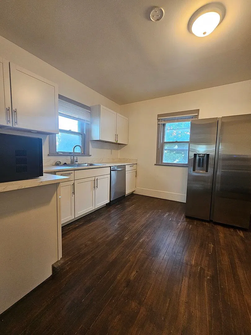 3913 Henritze Ave — Photo 3