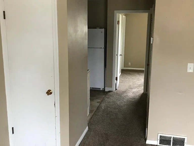 1843 E Dodge St #A — Photo 3