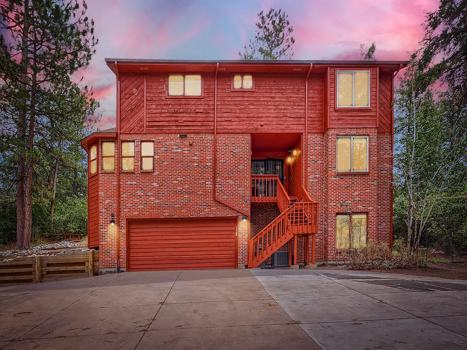 5410 N Lariat Dr