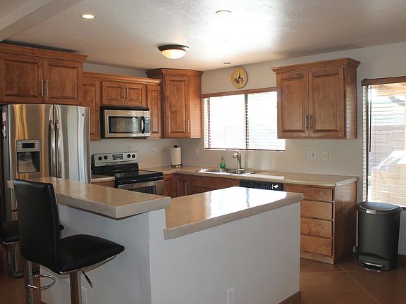 3rd image of 8326 E Salinas Dr