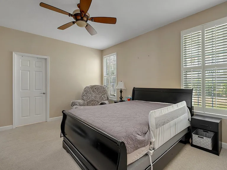 2119 Fernleigh Dr — Photo 13