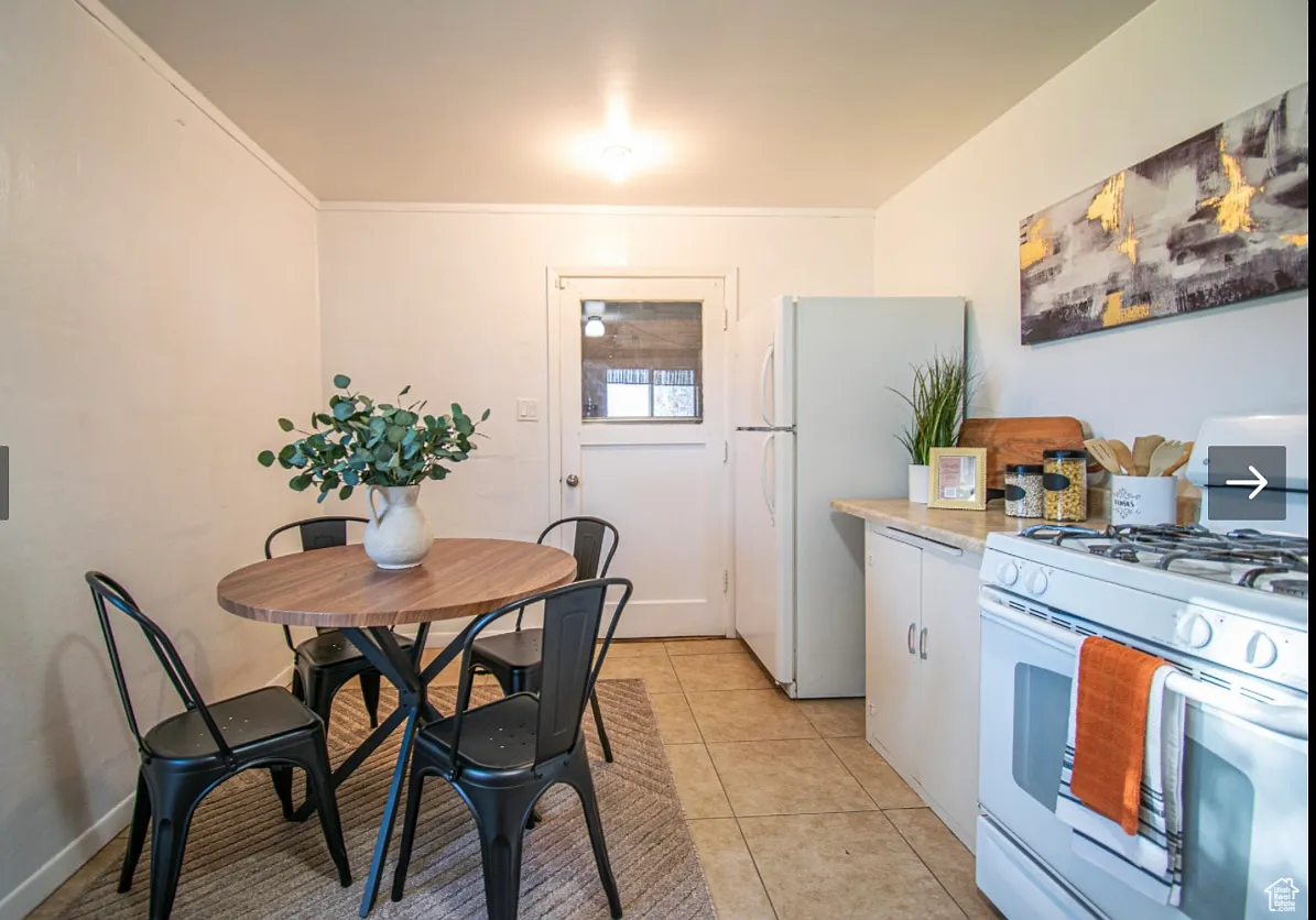 247 S. 360 W. - SC - 1 — Photo 3