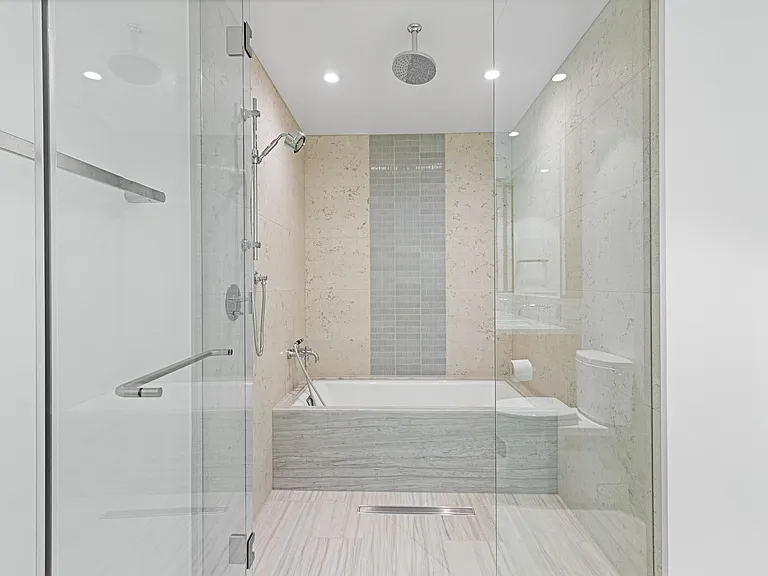 1100 Ala Moana Blvd #2606 — Photo 11