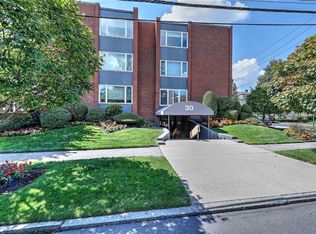 30 Blackstone Blvd APT 202, Providence, RI 02906
