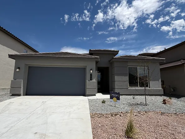 2427 Marble Ave NE, Rio Rancho, NM 87144