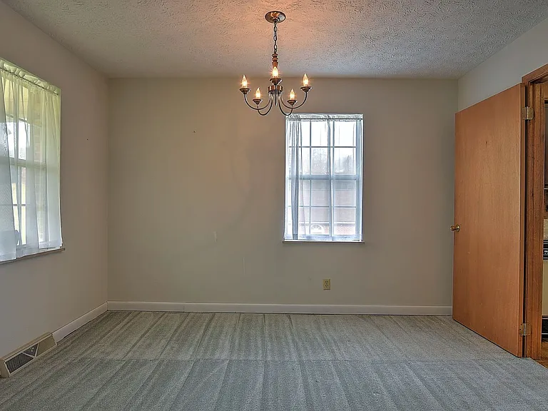 4660 Kingsport Hwy — Photo 24