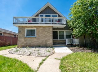 5747 N 93rd St #5749, Milwaukee, WI 53225
