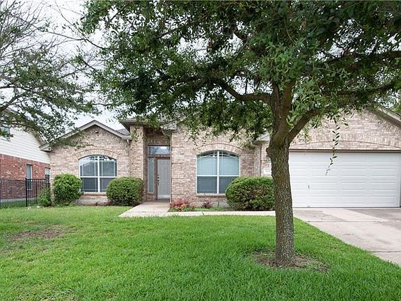 3rd image of 809 Wood Mesa Dr