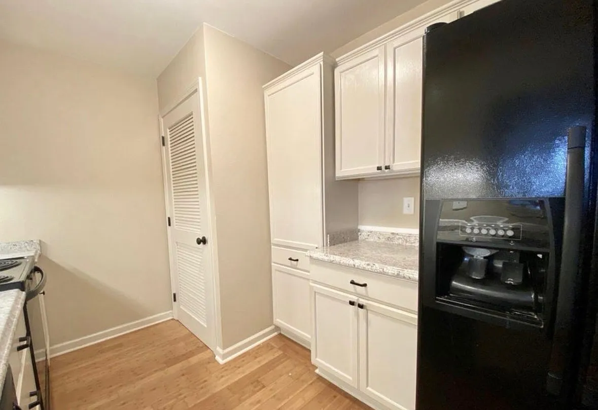 2 bed, 960 sqft, $950 — Photo 4