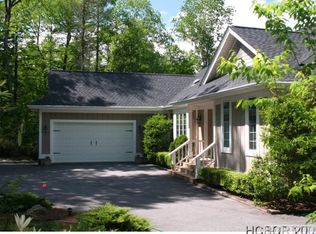 1740 Upper Divide Rd, Highlands, NC 28741