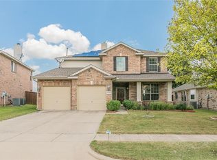 6128 Cherry Glow Ln, North Richland Hills, TX 76180
