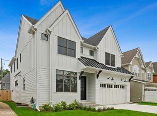 703 S Prospect Ave, Elmhurst, IL 60126