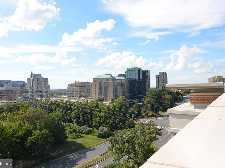 11800 Sunset Hills Rd #1102 — Photo 39