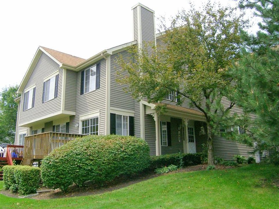 1st image of 442 Lowell Dr